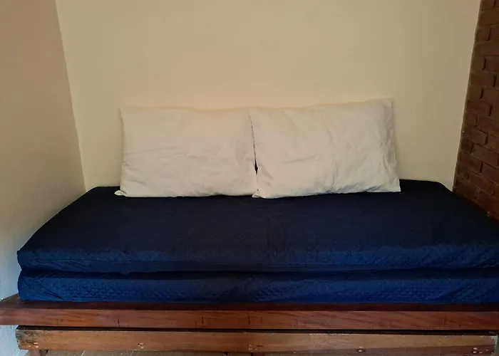Apartamento com piscina no Lázaro Ubatuba